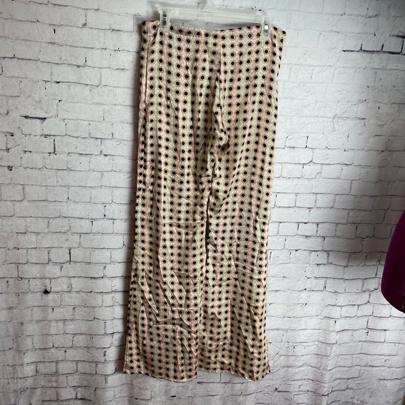 AUM apparel size small satin drawstring pants cream and black design - Picture 3 of 9